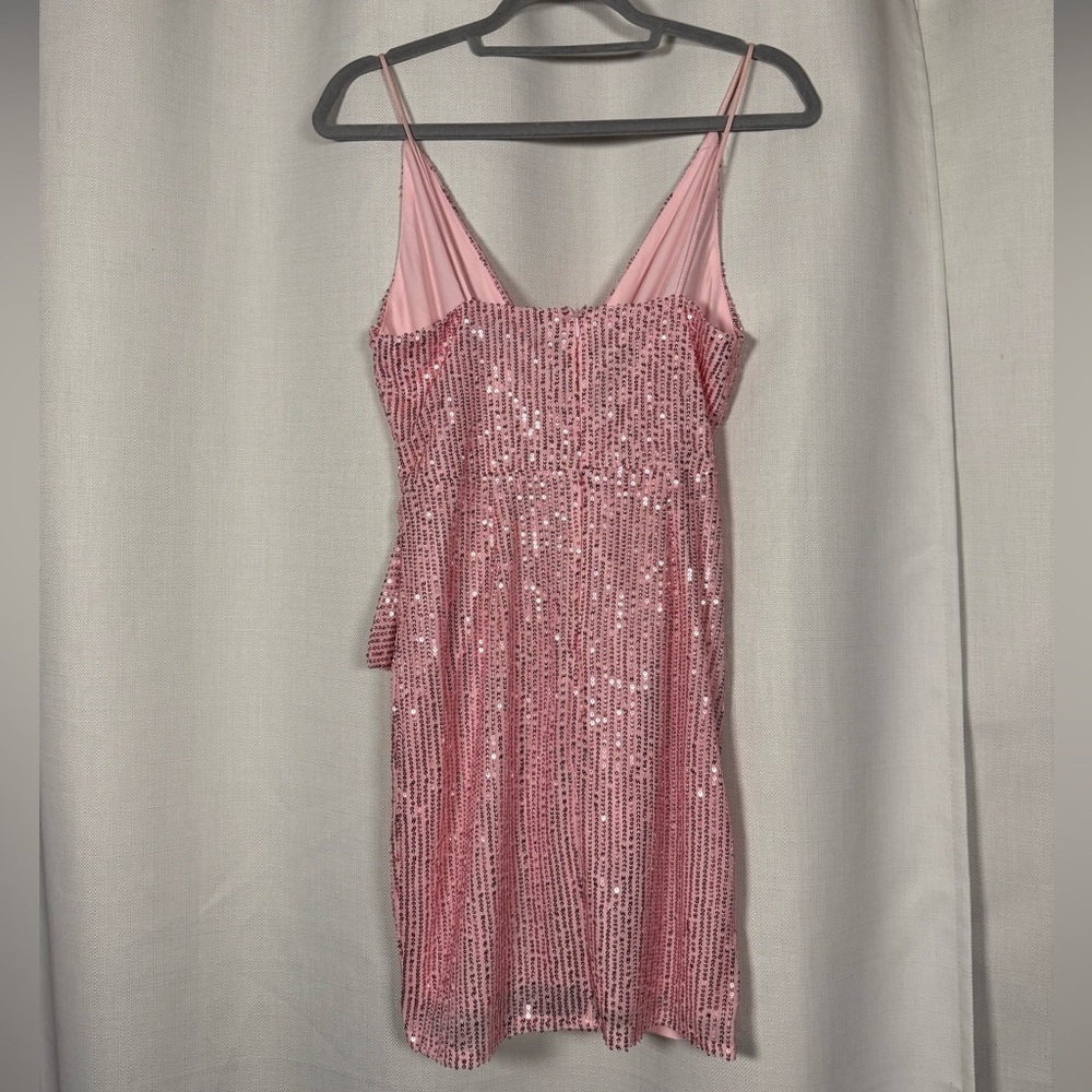 Double Crazy Light Pink Sequin Surplice Neck Mini Dress Size Medium - Picture 3 of 9